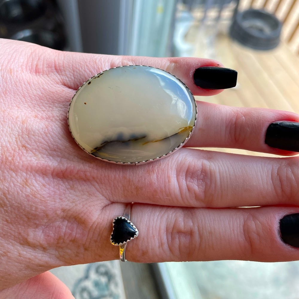 M&S Montana agate scallop edge stamped sterling silver ring